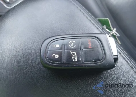 2020 Jeep Cherokee Limited 4X4 from USA, damaged, VIN 1C4PJMDX7LD505976